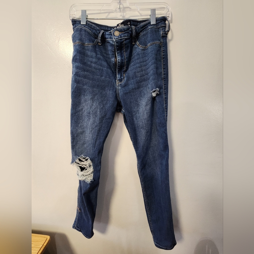 Hollister Distressed Skinny Jeans